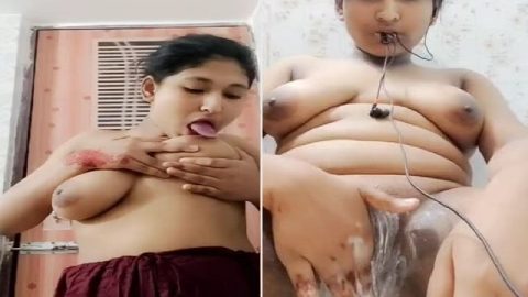 Bengali girl naked playing with boobs and pussy