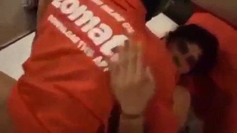 Food delivery boy and chubby Tamil bhabhi viral sex in hotel room