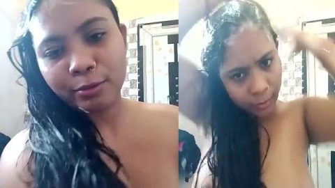 Head bath nude shower with camera recording of GF