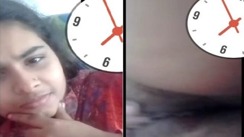 Mast boobs and pussy showing wife on video call
