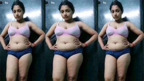 Cheater Tamil Wife Showing & Fucking Leaks Video